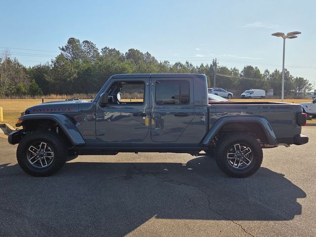 New 2026 Gray Jeep Mojave image 5
