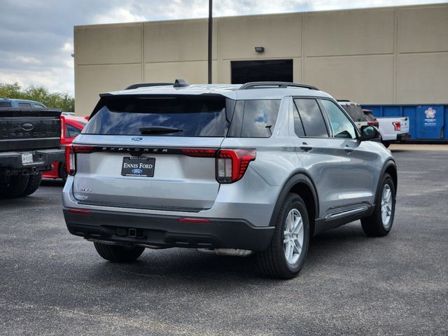 2025 Ford Explorer Active 8