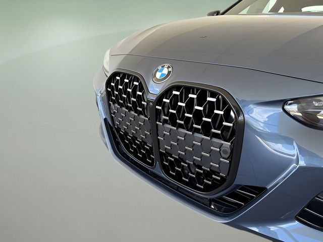 2026 Bmw 430i photo 2