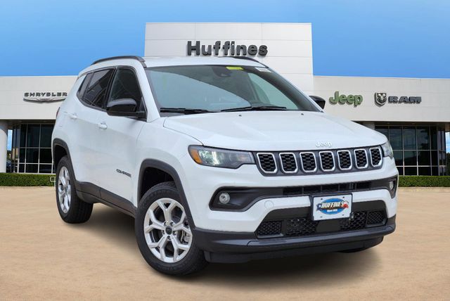 2025 Jeep Compass Latitude 1