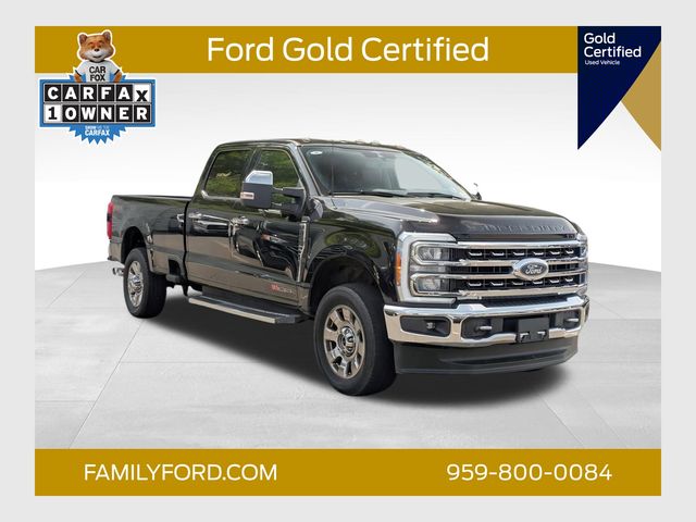 2023 Ford F-250 Super Duty Lariat Crew Cab 4WD