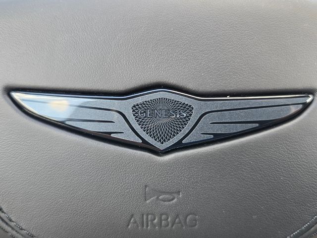 2027 Genesis GV80