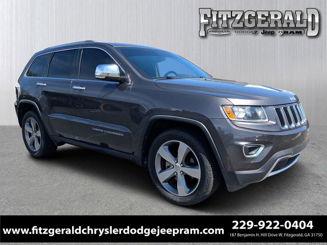 Gray (Granite Crystal Metallic Clearcoat) 2014 Jeep Grand Cherokee Limited SUV / Crossover 4X2 8-Speed Automatic