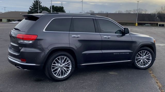 2017 Jeep Grand Cherokee Summit 8