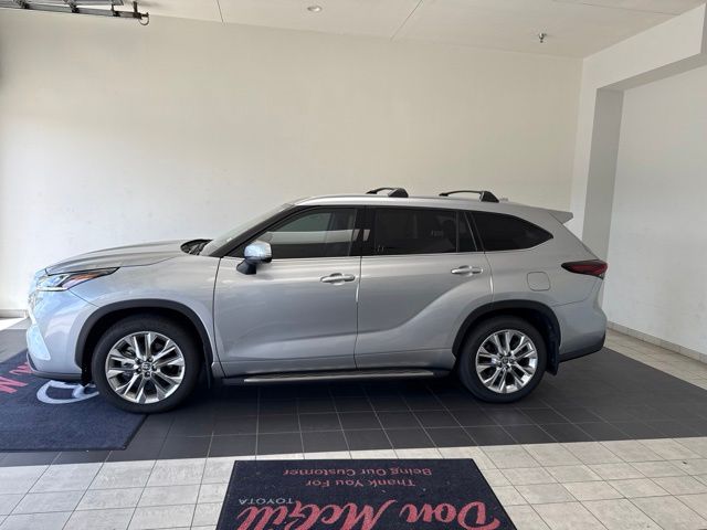 2025 Toyota Highlander Limited Silver at Gullo Toyota
