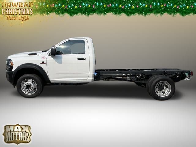 2024 Ram 5500HD Tradesman 4