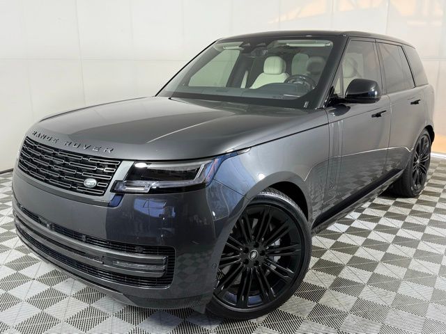 2025 Land Rover Range Rover P530 SE AWD