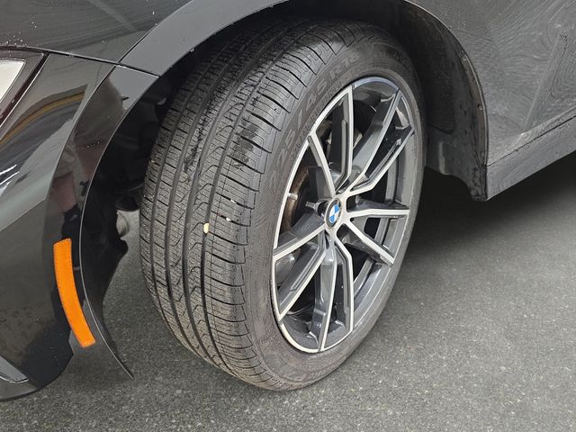 Used 2019 Jet Black BMW 330i xDrive image 30