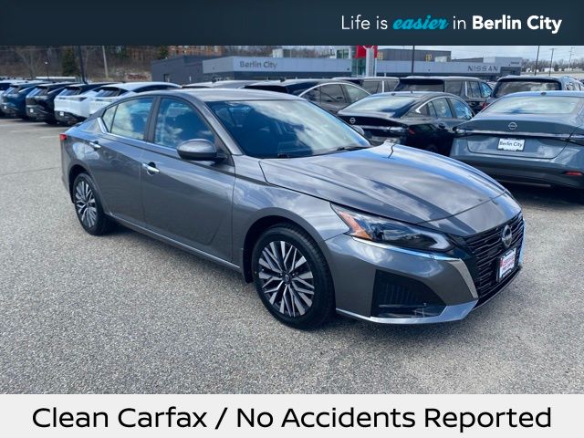 Gray (Gun Metallic) 2023 Nissan Altima 2.5 SV AWD Sedan All-Wheel Drive Continuously Variable Transmission