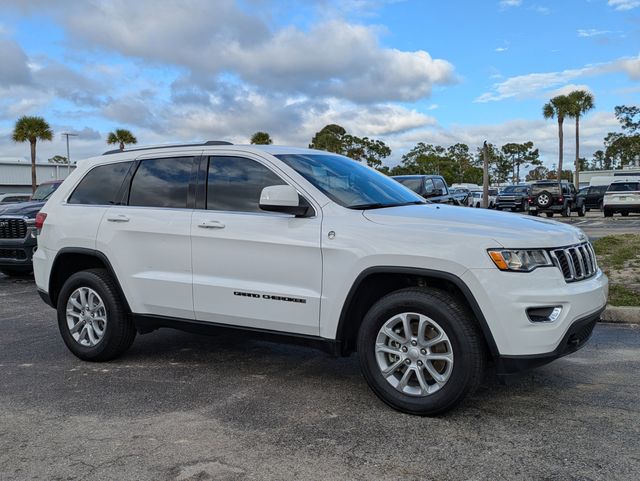 Bright White Clearcoat 2021 Jeep Grand Cherokee Laredo E 4WD SUV / Crossover Four-Wheel Drive 8-Speed Automatic