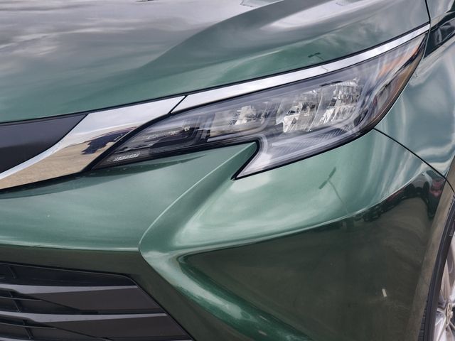 New 2026 Toyota Sienna Van