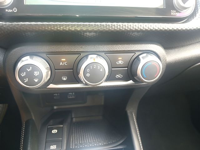 Used 2023 Nissan Kicks SUV
