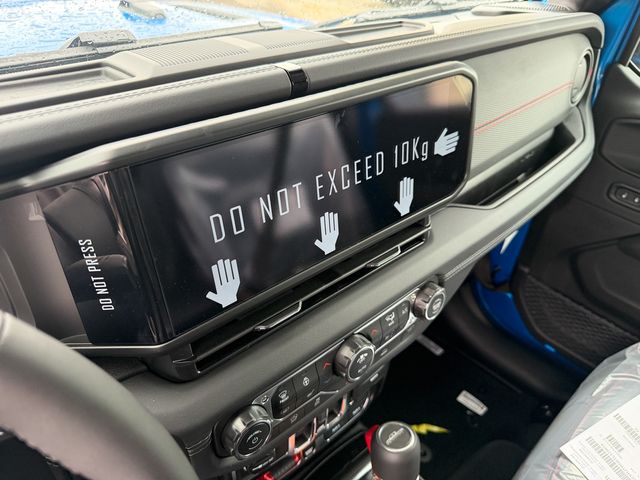 new 2026 Jeep Gladiator car, priced at $58,980