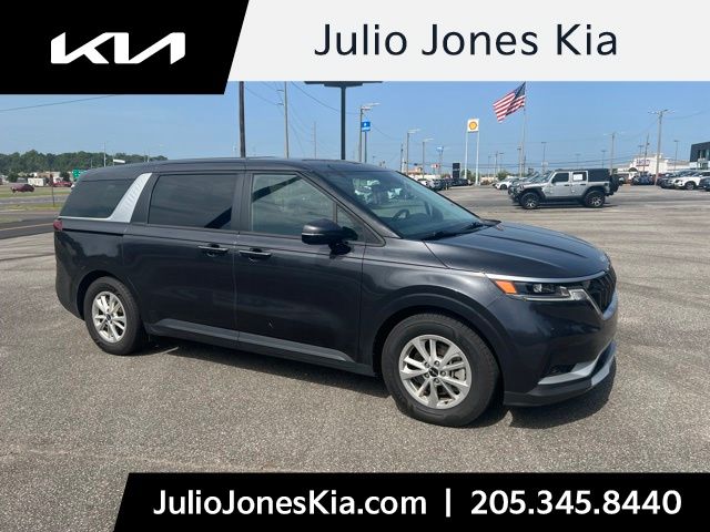  2023 Kia Carnival LX FWD   