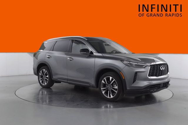 Gray (Graphite Shadow) 2023 INFINITI QX60 Luxe AWD SUV / Crossover All-Wheel Drive 9-Speed Automatic