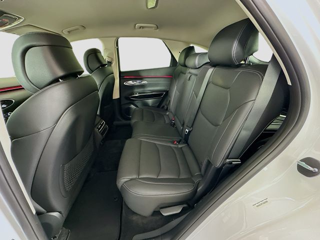 Thumbnail: 2026 Genesis GV70 - 17