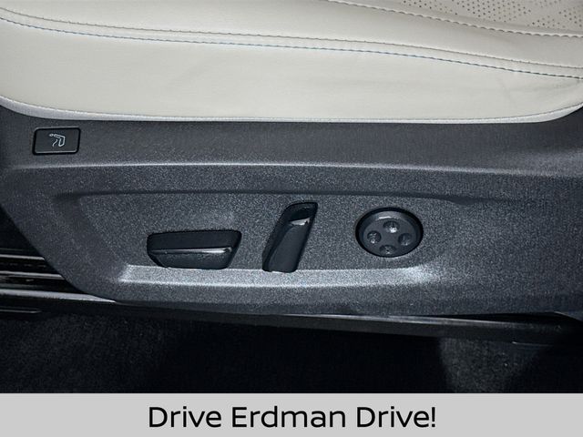 Used 2025 Nissan Murano SUV