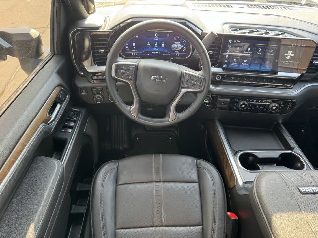2025 Chevrolet Silverado 2500HD High Country - 9