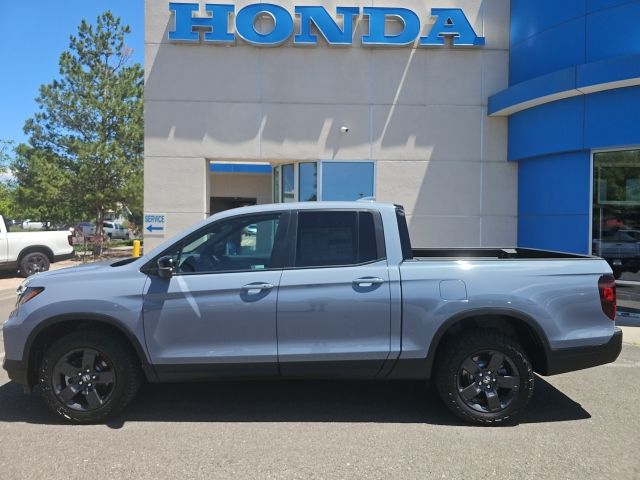 View vehicle photo 2