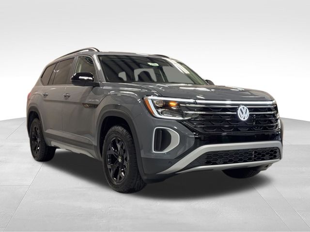 Pure Gray 2026 Volkswagen Atlas SUV / Crossover All-Wheel Drive 8-Speed Automatic