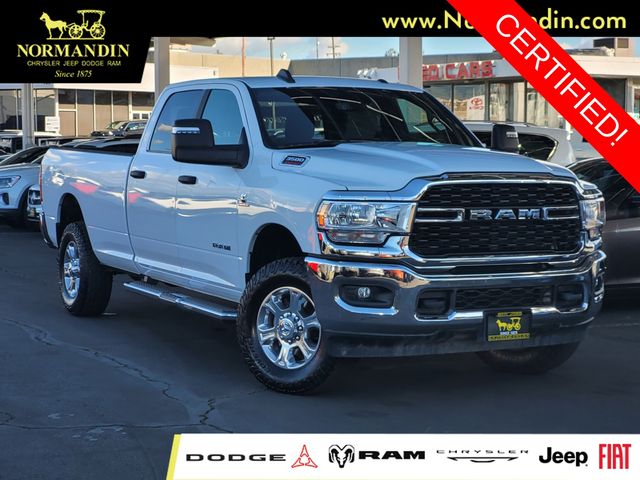 Bright White Clearcoat 2024 RAM 3500 Pickup Truck Four-Wheel Drive 6-Speed Automatic