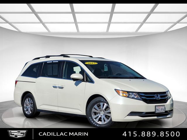 White 2017 Honda Odyssey SE FWD Minivan Front-Wheel Drive 6-Speed Automatic