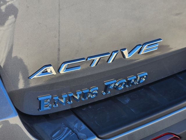 2025 Ford Explorer Active photo