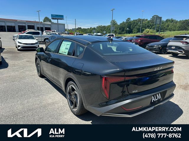 New 2026 Aurora Black Pearl Kia LX image 5