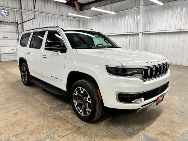 Bright White Clearcoat 2023 Jeep Wagoneer SUV / Crossover 4X2 8-Speed Automatic