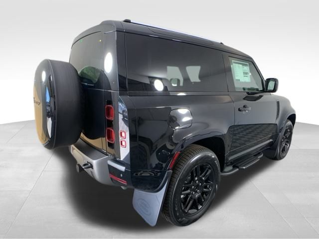 2025 Land Rover Defender 90 X-Dynamic SE 6