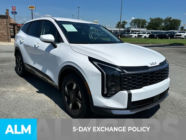 Used 2026 White Kia LX image 3
