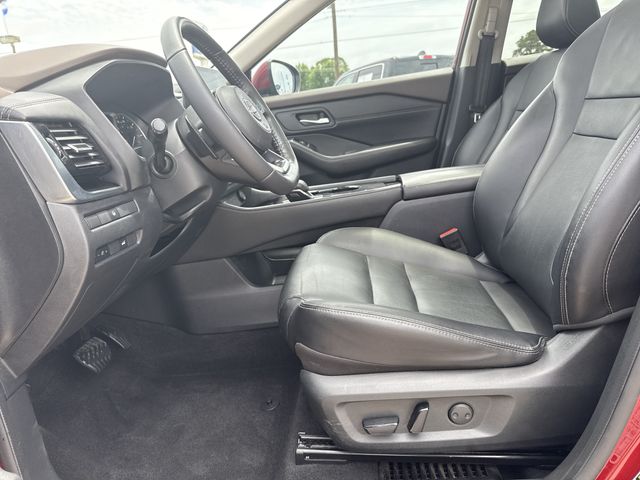 2023 Nissan Rogue SL - 11