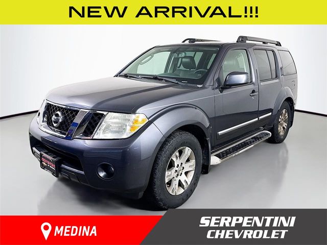 2011 Nissan Pathfinder Silver Edition V6 RWD