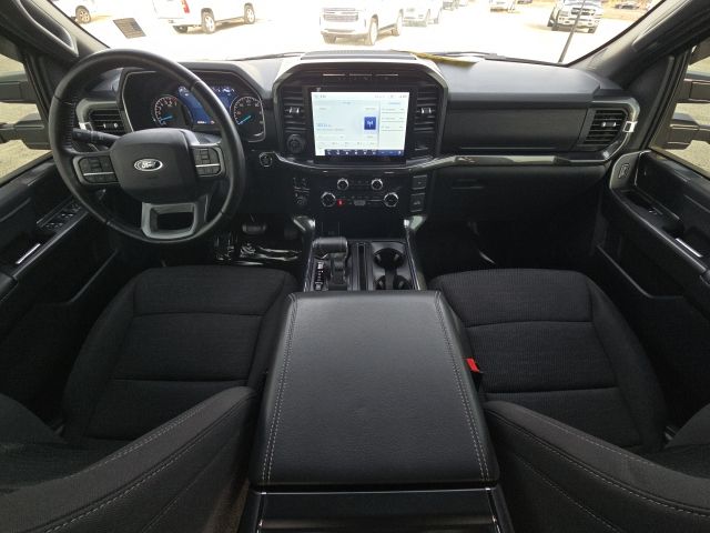 2022 Ford F-150 XLT:B02121