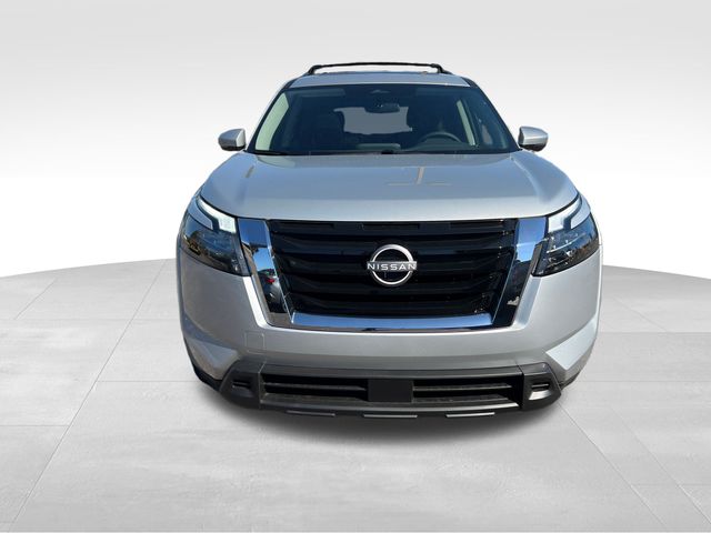 2025 Brilliant Silver Metallic Nissan Pathfinder SV FWD SUV