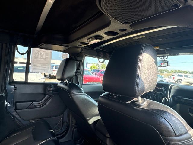 Used 2017 Jeep Wrangler SUV