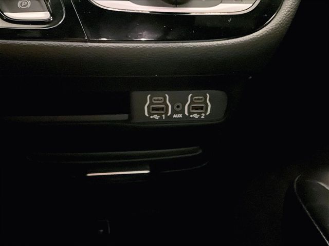 2025 Chrysler Pacifica Select Black at Auto Express Mitsubishi