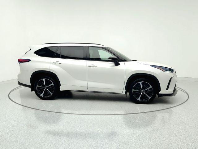 Used 2022 Toyota Highlander SUV