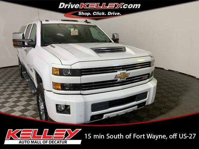 Summit White 2019 Chevrolet Silverado 3500HD LTZ Crew Cab 4WD Pickup Truck Four-Wheel Drive 6-Speed Automatic
