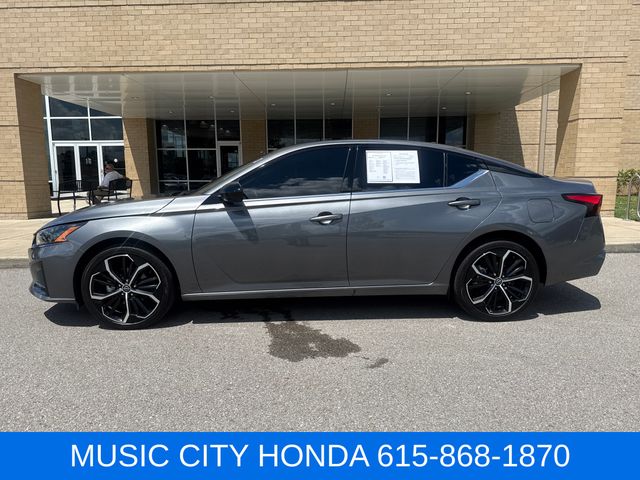 Gray (Gun Metallic) 2025 Nissan Altima Sedan All-Wheel Drive Continuously Variable Transmission
