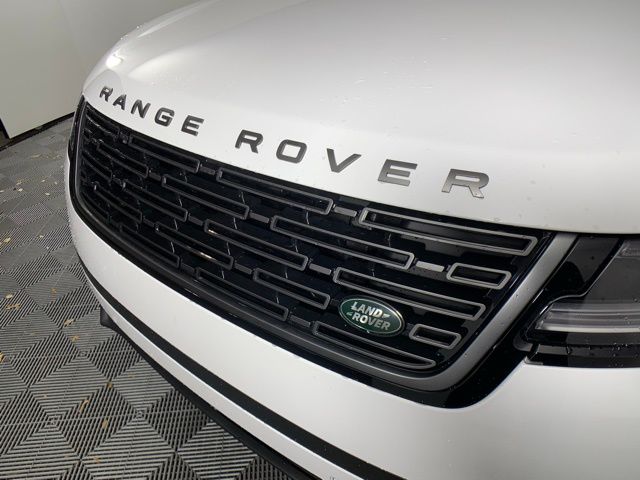 2025 Land Rover Range Rover Velar S 37