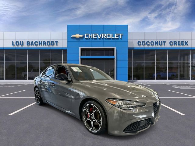 2022 Alfa Romeo Giulia Veloce RWD