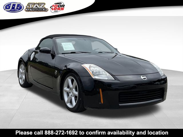 Super Black Clearcoat 2005 Nissan 350Z Touring Roadster Convertible Rear-Wheel Drive 5-Speed Automatic Overdrive