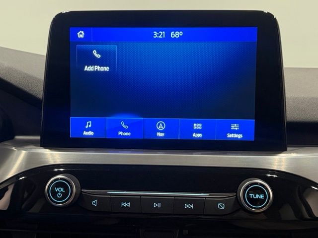 Used 2021 White Ford Titanium image 22
