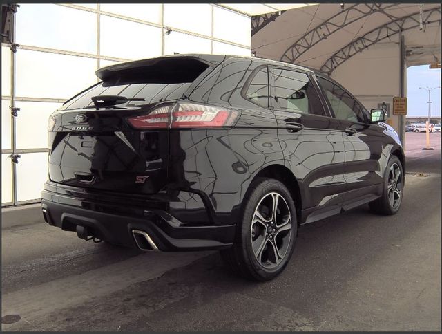 2021 Ford Edge ST 6