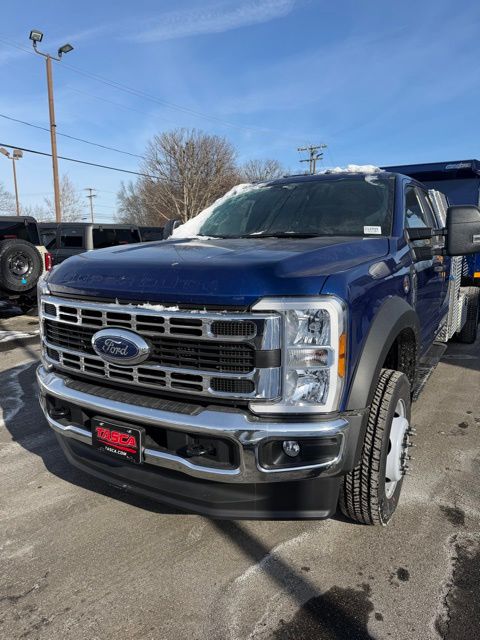 2026 Ford F-550 Super Duty Chassis Cab XL - Photo 2