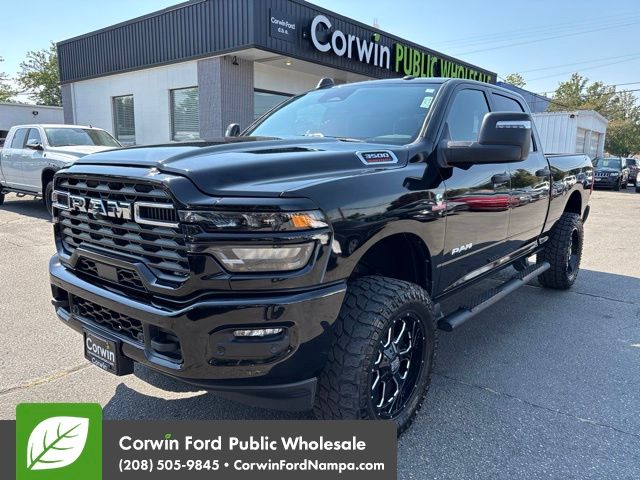 2025 RAM 3500 Big Horn Crew Cab 4WD
