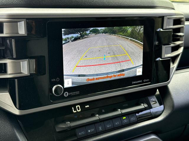 Used 2024  Toyota SR5 image 22