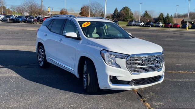 2022 GMC Terrain Denali 2