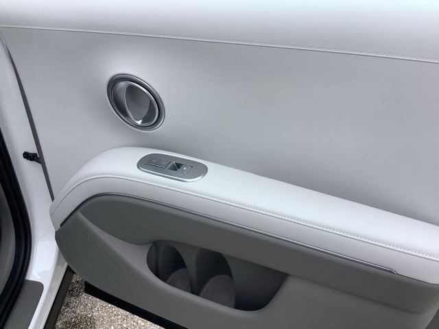New 2026 White Pearl Hyundai SEL image 20